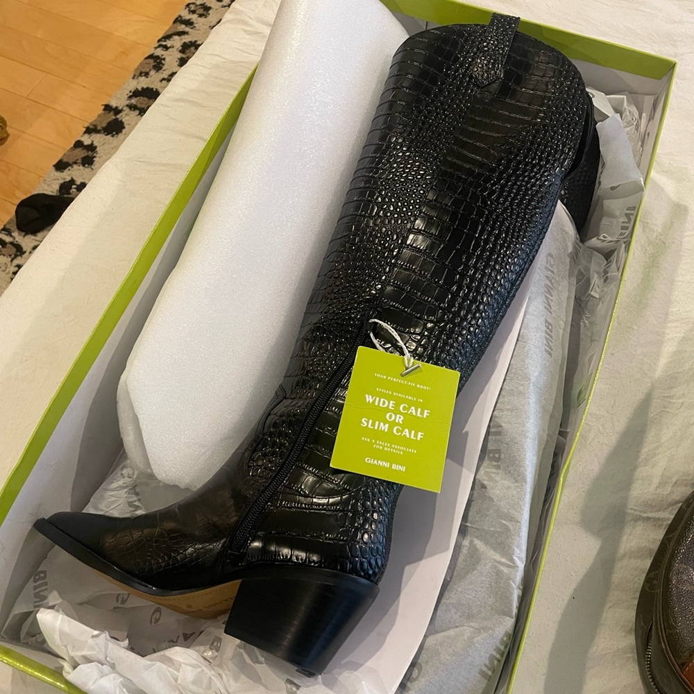 NWT GIANNI BINI CROCK THIGH HIGH BOOTS